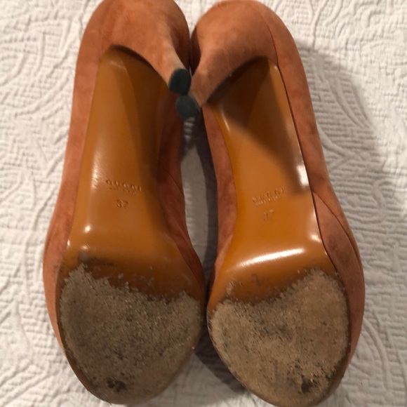 Gucci pink suede T-Strap - Picture 5 of 8